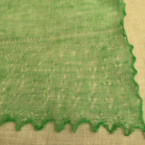 •Vintage Macy Assocation Wool Knit Green Scarf 24”x43”Made in England NWOT - Picture 9 of 10